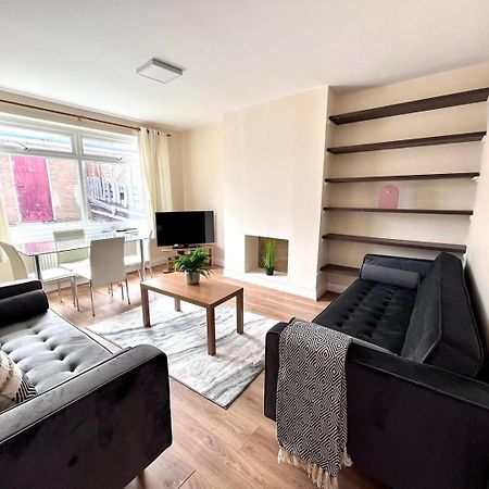 Central 4 Bedroom House With Driveway Newcastle upon Tyne Exterior foto